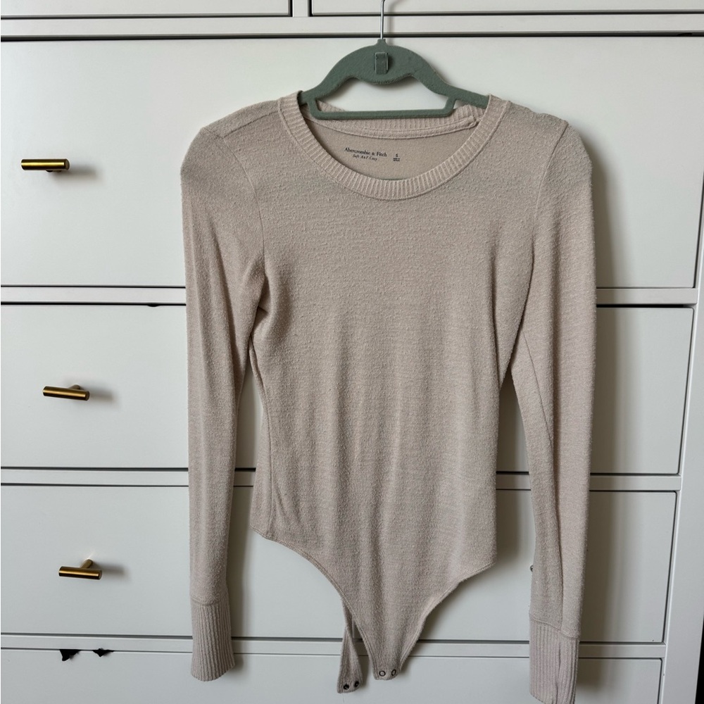 Abercrombie & Fitch Cream Long Sleeve Bodysuit